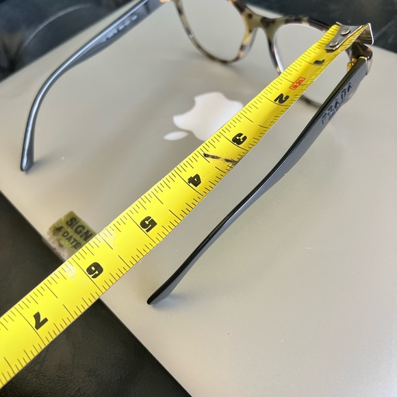 Prada reading eye glasses 👓 - Picture 9 of 11